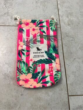 Dock & Bay XL Quick Dry Beach Towel Bag Pink Tropical